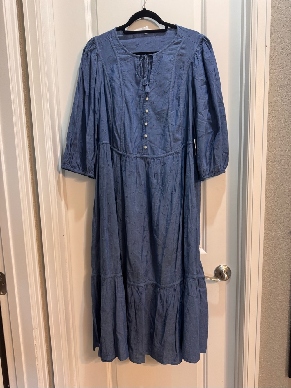 NWT Old Navy Chambray MaxiDress Sz2X 3/4 Balloon Sleeves FrontTie Buttons Tiered